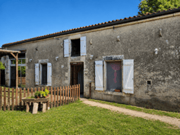 https://media.rightmove.co.uk/property-photo/63a392a3d/89554947/63a392a3d687649b0070807cc62e6632.png