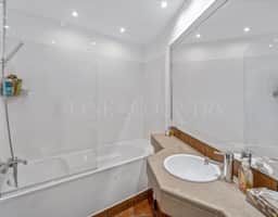 https://media.rightmove.co.uk/property-photo/7155c3c23/92022303/7155c3c232020862c1de15f18fa854e4.jpeg