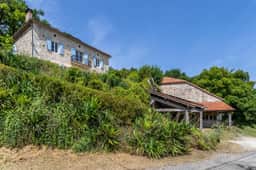 https://media.rightmove.co.uk/property-photo/7576686ae/92184363/7576686ae3feef1b90e67a5c30bd24aa.jpeg