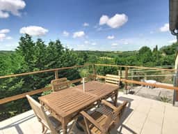 https://media.rightmove.co.uk/property-photo/8151563ab/89587245/8151563ab5e0663d09be287bb39b03a9.jpeg