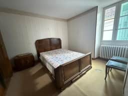 https://media.rightmove.co.uk/property-photo/82c60d5e5/91179054/82c60d5e52cf7012e4cab3a62920b321.jpeg