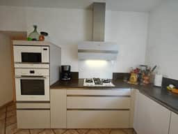 https://media.rightmove.co.uk/property-photo/8348da859/89639991/8348da8590aeff73800062b08c0c0d1b.jpeg