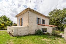 https://media.rightmove.co.uk/property-photo/86bb5021a/92208507/86bb5021ae62ff766fb2c5917c241b02.jpeg