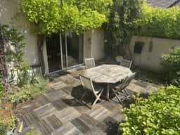 https://media.rightmove.co.uk/property-photo/87abadeff/89688195/87abadeff957ab2706d0d017a311aa01.jpeg