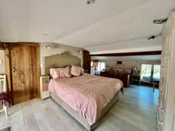 https://media.rightmove.co.uk/property-photo/88cfb128d/92147088/88cfb128d2a3dc081cc71413ab77706c.jpeg