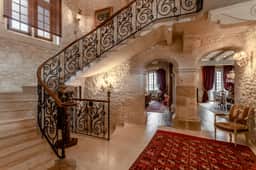 https://media.rightmove.co.uk/property-photo/92f79e0b0/92121729/92f79e0b0128fd5b790ddb948c268a7b.jpeg
