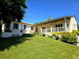 https://media.rightmove.co.uk/property-photo/94a123844/89663223/94a123844ed058fdb2db6fa6134bf6fb.jpeg