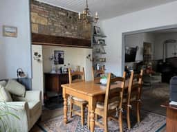 https://media.rightmove.co.uk/property-photo/9f160c957/92107221/9f160c9575495bf66ea2e9a4c6805911.jpeg