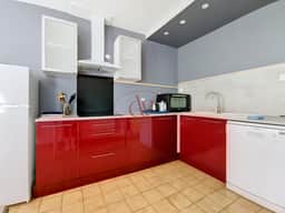 https://media.rightmove.co.uk/property-photo/9fdd594bd/91356324/9fdd594bd5f3d1b784f89c6b8895103e.jpeg