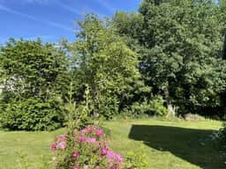 https://media.rightmove.co.uk/property-photo/a4dcd4030/89459487/a4dcd4030d3cb0f5bd104f326bdf59c1.jpeg