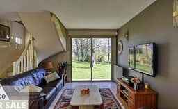 https://media.rightmove.co.uk/property-photo/a7b1deefb/93595224/a7b1deefb50dc2e74c5609d684363c93.jpeg