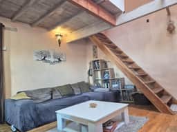 https://media.rightmove.co.uk/property-photo/a7bcb60e2/89555049/a7bcb60e24e43c0338b874a0daca675c.jpeg