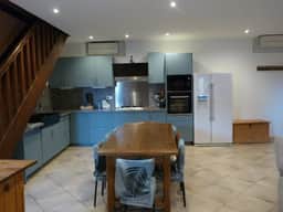 https://media.rightmove.co.uk/property-photo/aea05e478/94381053/aea05e4788a116a15fc355c6d4f300ea.jpeg