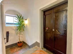https://media.rightmove.co.uk/property-photo/b736eb698/88677990/b736eb6987ee39647bc6d8b6b8147b21.jpeg