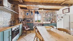 https://media.rightmove.co.uk/property-photo/bb8a9e0e2/89495430/bb8a9e0e2258a1ff8aab90c1b0a94c87.jpeg