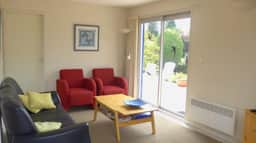 https://media.rightmove.co.uk/property-photo/c37e082a3/94381029/c37e082a3d3085a803f532f2d7847b28.jpeg