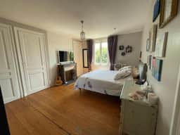 https://media.rightmove.co.uk/property-photo/c5e6ec087/93896382/c5e6ec0874a36e5966a047b75fd75c1d.jpeg