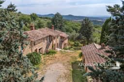 https://media.rightmove.co.uk/property-photo/dd623e5b1/93685968/dd623e5b169448d87ca1fb23ec64201d.jpeg