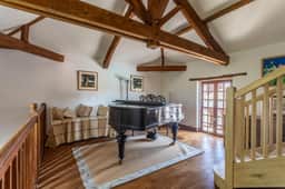 https://media.rightmove.co.uk/property-photo/e418686e2/92208372/e418686e2fbc380c28c7782448ee06dc.jpeg