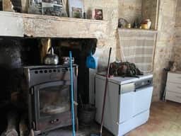 https://media.rightmove.co.uk/property-photo/e66cb839b/94378380/e66cb839b7b37db26cdb58252564ec91.jpeg