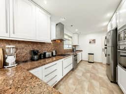 https://media.rightmove.co.uk/property-photo/e8e039257/89565729/e8e039257dde5939e19329e23ba4203e.jpeg