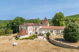 https://media.rightmove.co.uk/property-photo/e9ef8bfcd/92026197/e9ef8bfcd3b6fe1e6faaa8b2d2314197.jpeg