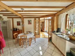 https://media.rightmove.co.uk/property-photo/ef0ab6d18/89554797/ef0ab6d18d67884d3382c1c8b6f12941.jpeg
