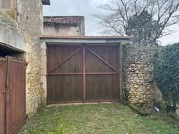 https://media.rightmove.co.uk/property-photo/f13014f60/91808532/f13014f60a5cc40ec454ca784af77a7b.jpeg