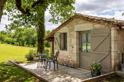 https://media.rightmove.co.uk/property-photo/f307846df/91796733/f307846dffa1e113c5a81e8d7917be96.jpeg