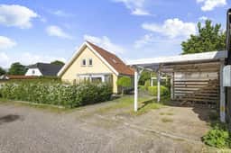 https://storage.googleapis.com/homestra-images/property-image-025bd8ec-3657-47a2-9eda-0e956e719373-1753534624.jpg
