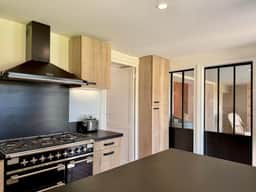 https://storage.googleapis.com/homestra-images/property-image-03e5b677-d861-4515-9a9d-519d51e059ea-1758976772.jpg