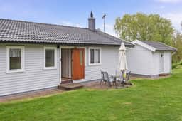https://storage.googleapis.com/homestra-images/property-image-0485f668-d93e-4861-9dec-3ce90e0fc616-1747580973.jpg