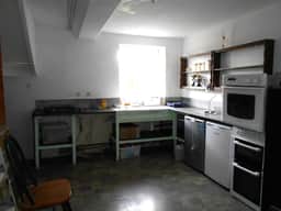 https://storage.googleapis.com/homestra-images/property-image-050fcf96-cb4d-46b5-b3fc-2f42bd890493-1750777724.jpg