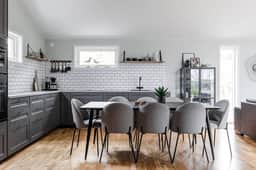https://storage.googleapis.com/homestra-images/property-image-051d967d-629f-40cc-a073-2c52e8c21080-1747563473.jpg