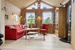 https://storage.googleapis.com/homestra-images/property-image-0549b6b3-b382-4e19-ba82-4a0548c228c3-1751740202.jpg
