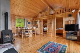 https://storage.googleapis.com/homestra-images/property-image-0952da3c-f325-425b-a830-67407562650a-1749399462.jpg