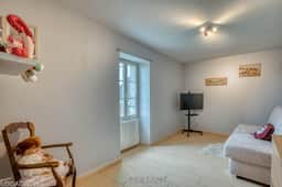 https://storage.googleapis.com/homestra-images/property-image-0b239967-f7ab-40e3-b593-5de4d704e261-1750598349.jpg