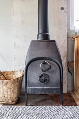 https://storage.googleapis.com/homestra-images/property-image-0c450617-e251-497c-a22d-9c7351438ac2-1761395686.jpg