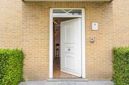 https://storage.googleapis.com/homestra-images/property-image-0c9d4b11-b1fc-4630-8ff4-89ed7546cbda-1751397131.jpg