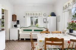 https://storage.googleapis.com/homestra-images/property-image-102da19d-cc75-4b53-82ca-c1c274e5d04f-1760208068.jpg