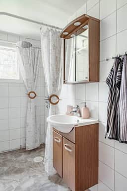 https://storage.googleapis.com/homestra-images/property-image-11a8b945-876a-4906-b21f-49f76b752d0a-1746340443.jpg