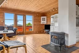https://storage.googleapis.com/homestra-images/property-image-11ab3421-79a2-4b75-a3ee-9cd11ddd003f-1749059356.jpg