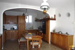 https://storage.googleapis.com/homestra-images/property-image-11eeea05-dfab-462f-afdc-f3fc9a24085b-1749059286.jpg