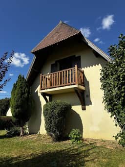 https://storage.googleapis.com/homestra-images/property-image-137744fb-e16d-44e5-b965-78491952d2be-1760883508.jpg