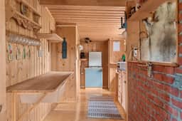 https://storage.googleapis.com/homestra-images/property-image-13f912ad-b7b6-4e41-b3f8-beee1f7e2582-1755444809.jpg