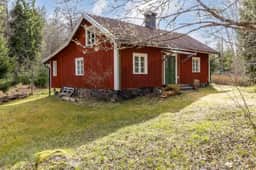 https://storage.googleapis.com/homestra-images/property-image-14f5d8e0-fc78-4a68-876c-f3cc8f38fe9e-1777931440.jpg