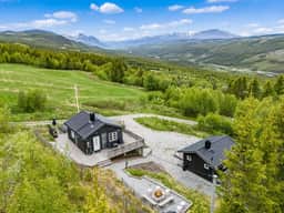 https://storage.googleapis.com/homestra-images/property-image-15bf0263-0e07-4816-a222-fe176661c810-1750519536.jpg