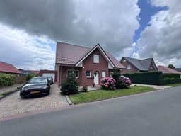 https://storage.googleapis.com/homestra-images/property-image-16122586-72da-43b9-ac37-9fee4e59d58e-1757015827.jpg