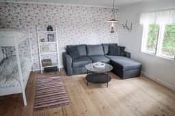 https://storage.googleapis.com/homestra-images/property-image-165ed226-e74a-4ea7-a7a6-f327e0b39ea1-1747573195.jpg