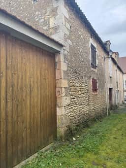 https://storage.googleapis.com/homestra-images/property-image-18fe267a-25bb-4219-b643-d69d96c46e66-1788684118.jpg